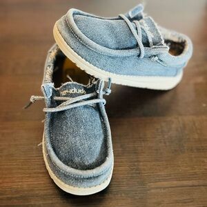 Little kids Hey Dudes